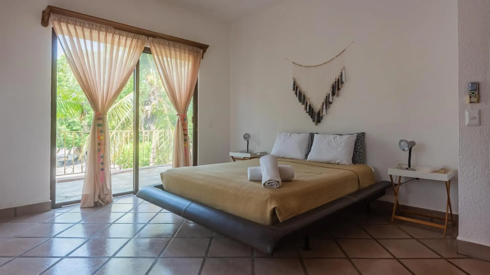 Espacioso Apartamento Gardenias , Playacar 2Bdr Mexico