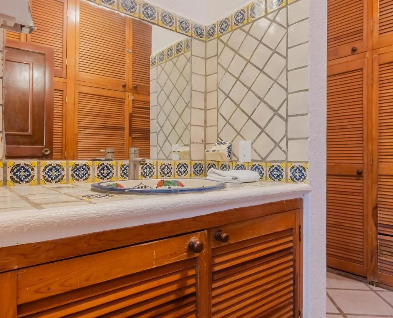 Espacioso Apartamento Gardenias , Playacar 2Bdr 0*, Playa del Carmen Mexico