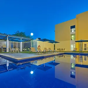 Hotel Express By Marriott, Playa del Carmen